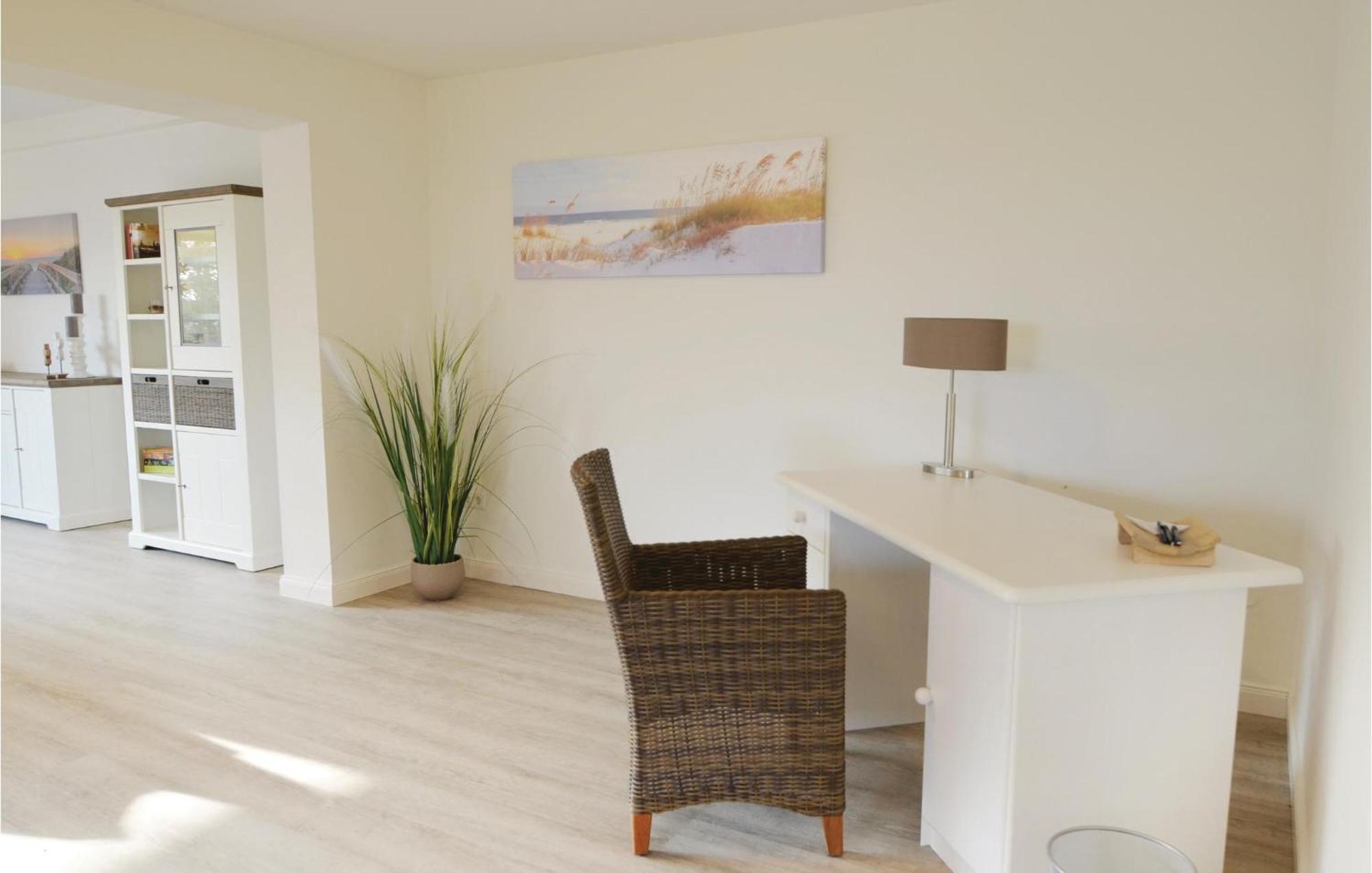 5 Bedroom Beautiful Home In Ockholm Екстериор снимка